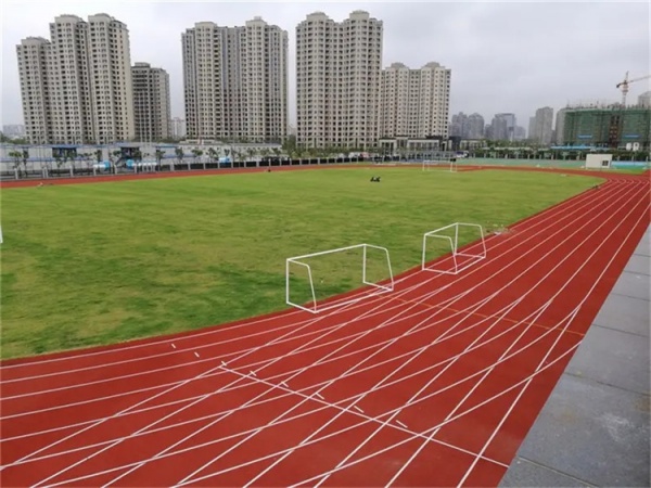 深圳市塑胶跑道维修硅PU - 方案